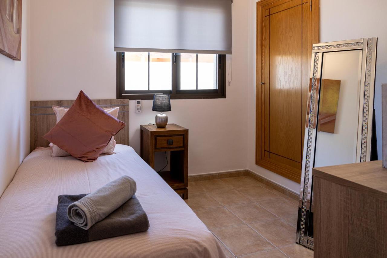 Ideal For Family Holidays, Near Beach And Golf- Casa James La Guirra エクステリア 写真