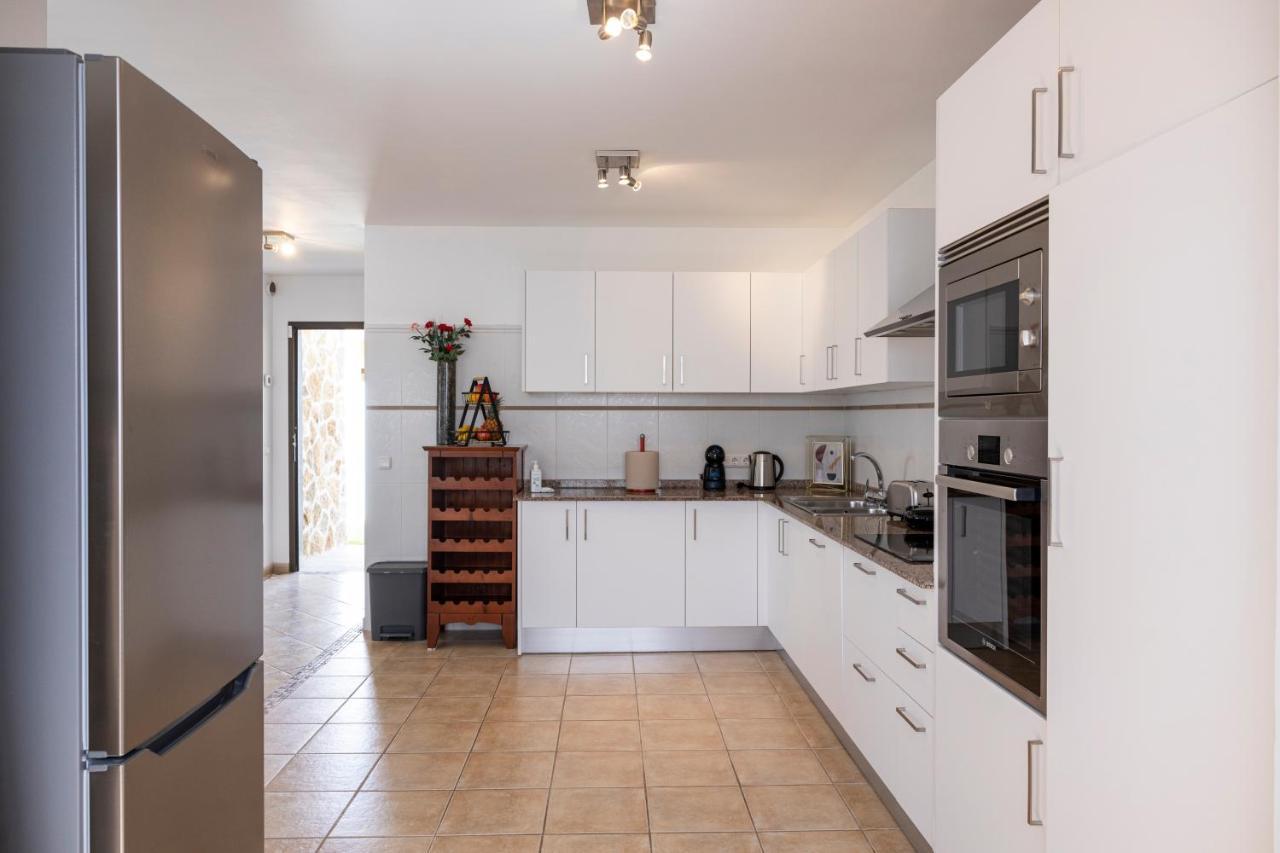 Ideal For Family Holidays, Near Beach And Golf- Casa James La Guirra エクステリア 写真